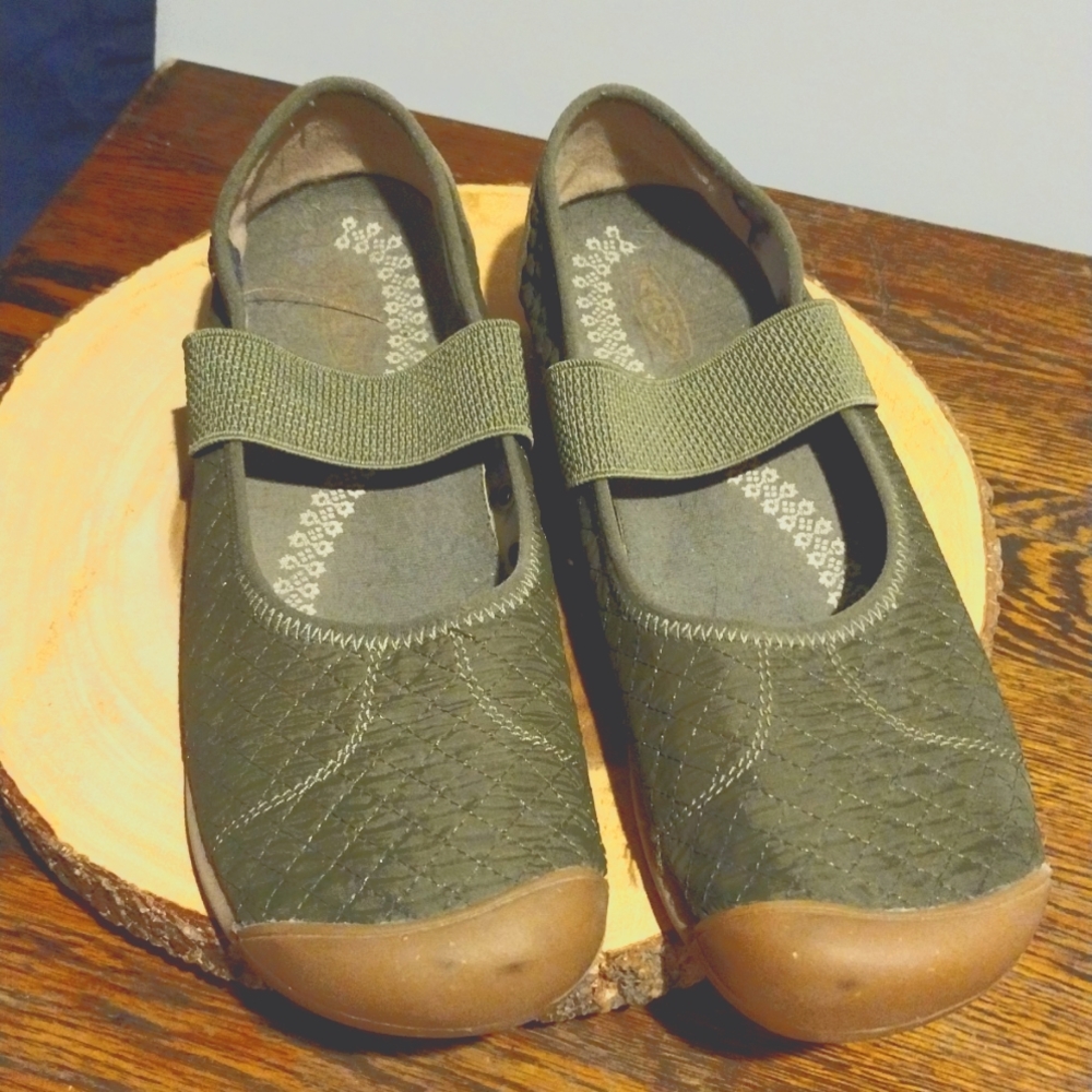 Keen Mary Jane Sienna